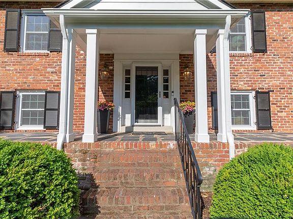 3rd image of 7733 Rockfalls Dr