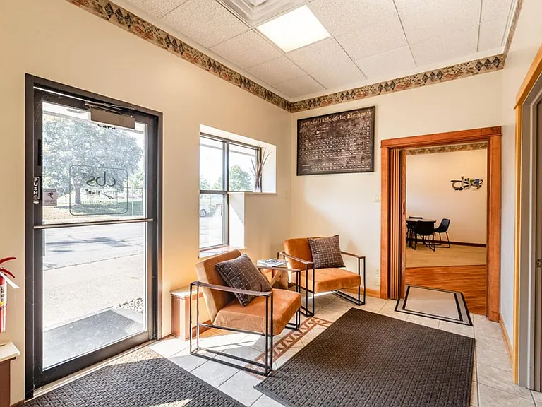 1613 Chase St #1617 — Photo 4