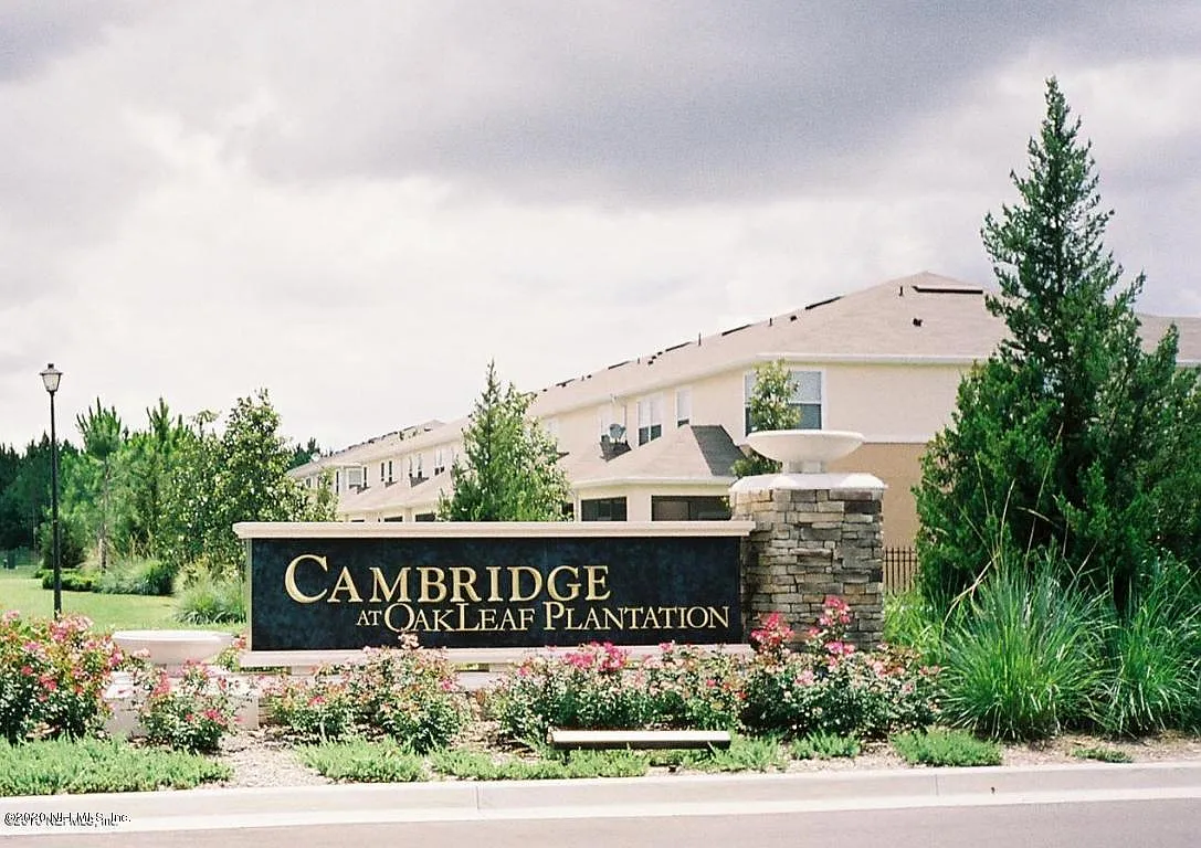 2 bed, 2.5 bath, 1440 sqft, $1,700 — Photo 1