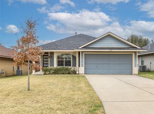 1108 Cottage Grove Cir, Bryan, TX 77801