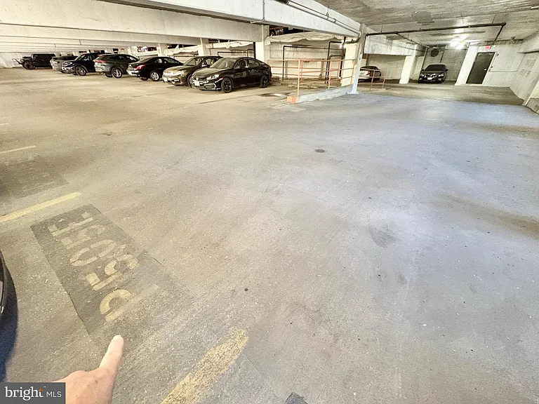 3713 George Mason Dr #T5W — Photo 39