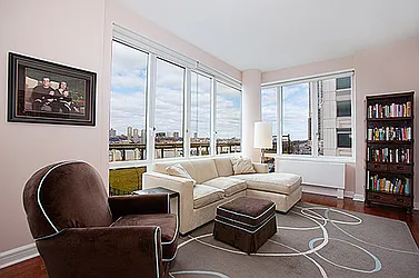 Rented by BLU Real Estate