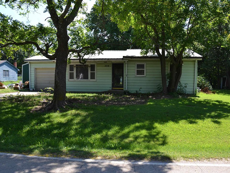 1st image of 734 S 9th St