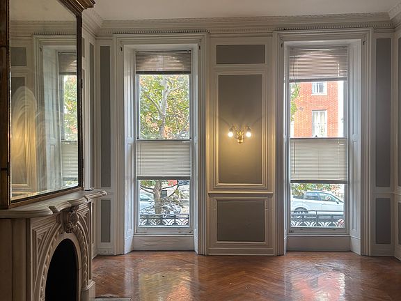 3rd image of 717 Park Ave APT 1F