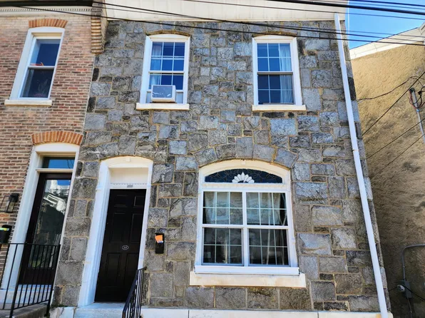 225 Wendover St, Philadelphia, PA 19128