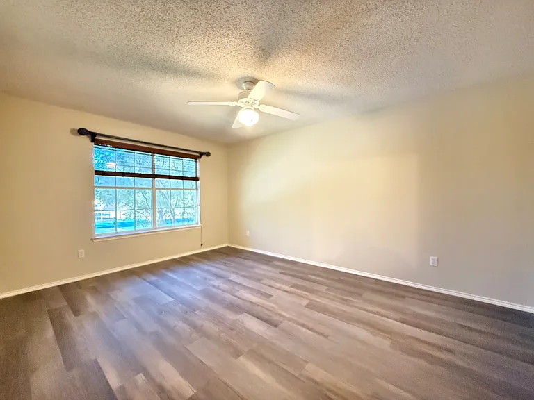 3549 Mason Dr — Photo 21