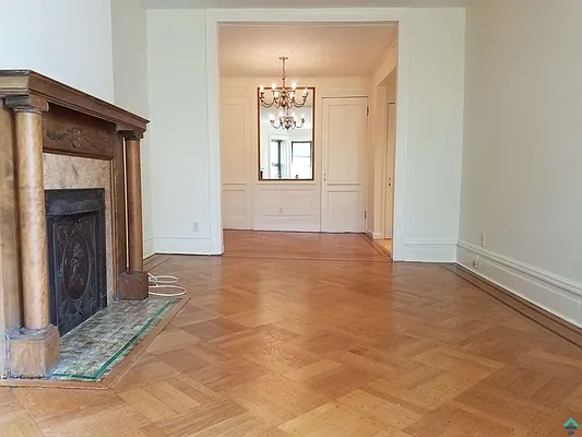 Rented by EXR | media 2