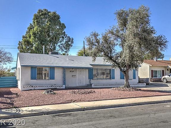 3rd image of 1728 Hassett Ave