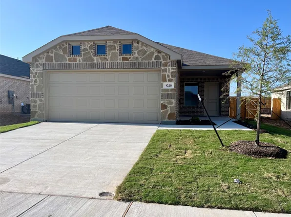 1028 Naranjos Dr, Haslet, TX 76052