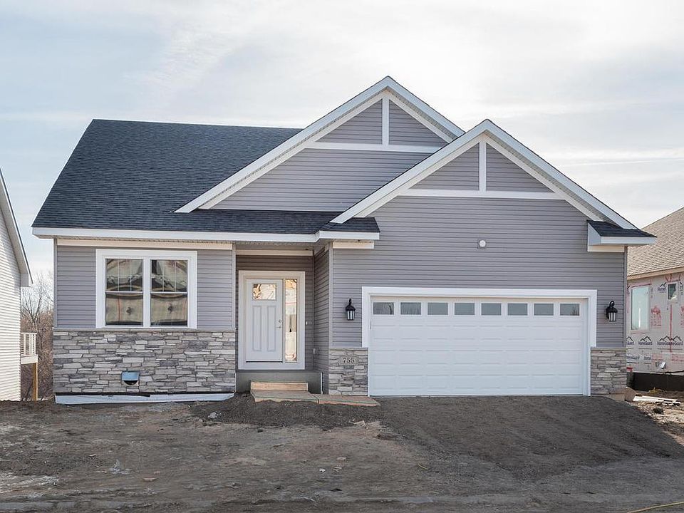 1st image of 755 Crossroads Ct