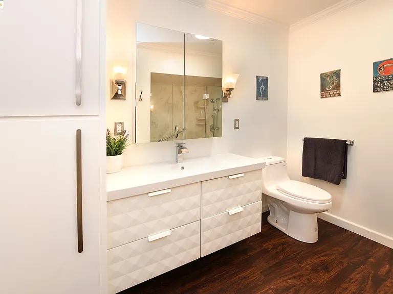 1910 Skycrest Dr #5 — Photo 20