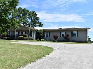 45 Lakewood Dr, Scottsboro, AL 35769