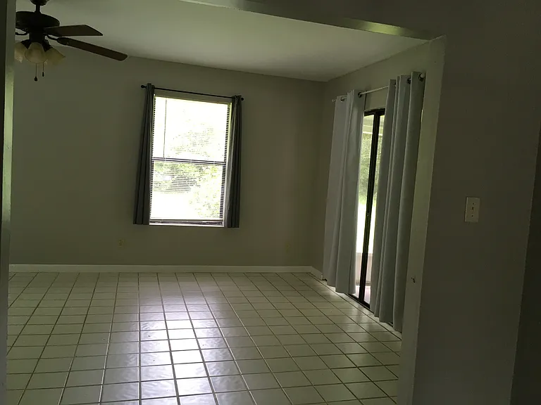6502 NW 26th Ter — Photo 10