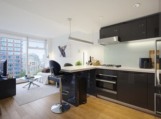 777 Richards St #1611, Vancouver, BC V6B0M6