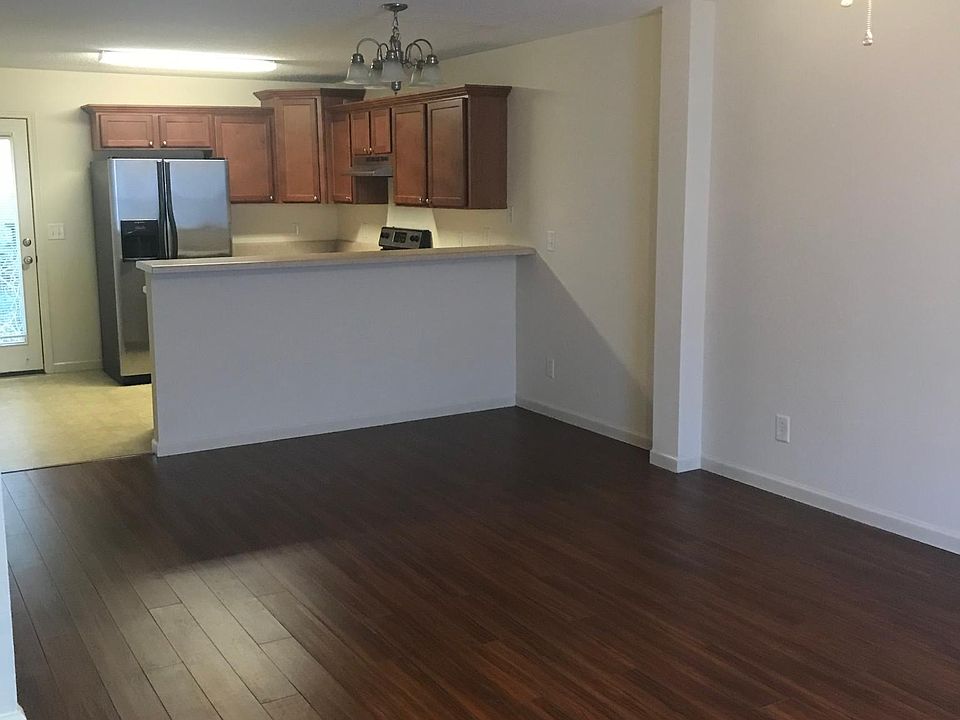 2nd image of 2914 Watauga Rd APT 905