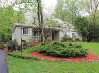 444 Waverly Rd, Yorktown Heights, NY 10598