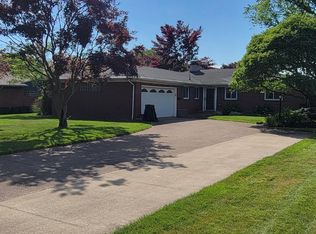 2814 Eastwood Dr, Sandusky, OH