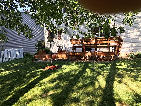 4th image of 2309 Foliage Ln