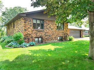 204 2nd Ave SE, Geneva, MN 56035