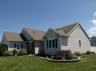 1317 Akers Mill Rise, Webster, NY 14580