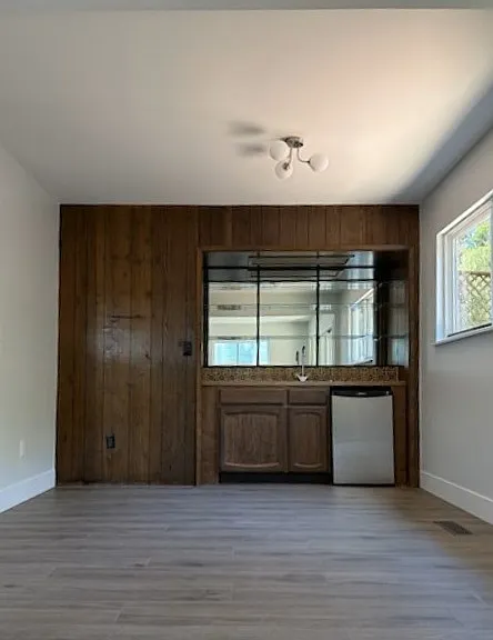Family room wet bar