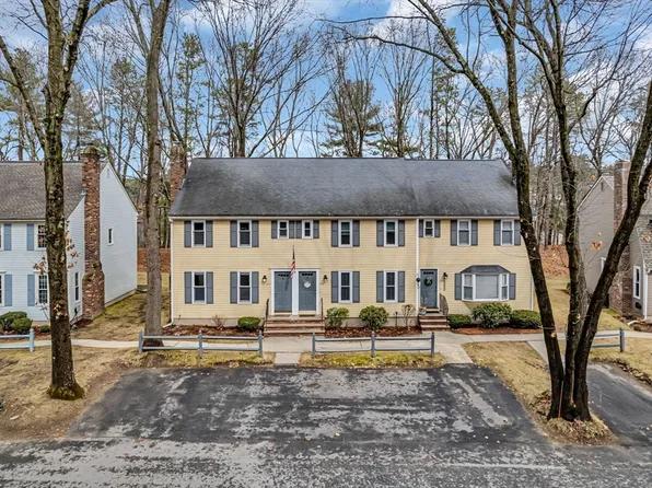 287 Wellman Ave #287, North Chelmsford, MA 01863