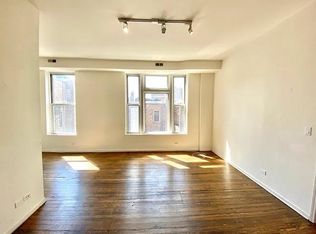 1920 W Division St APT 2R, Chicago, IL 60622