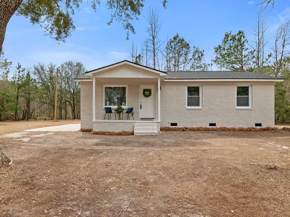 1309 Mandella Rd, Bonneau, SC 29431