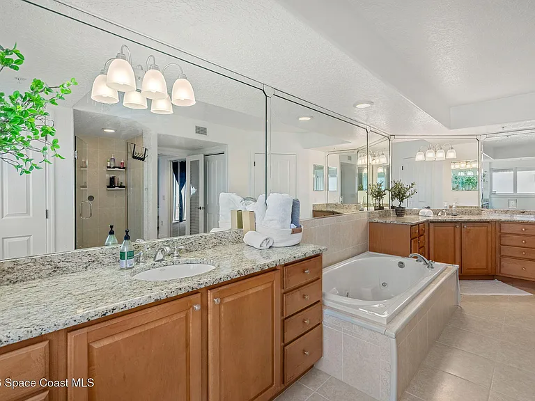 1095 Highway A1A #2502 — Photo 16