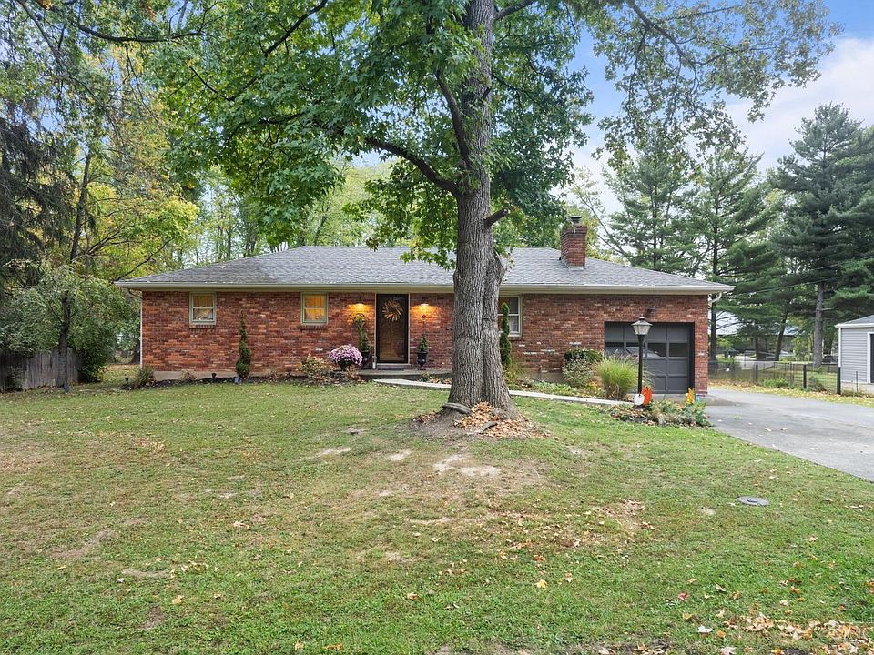 1st image of 38 Hitchcock Ln