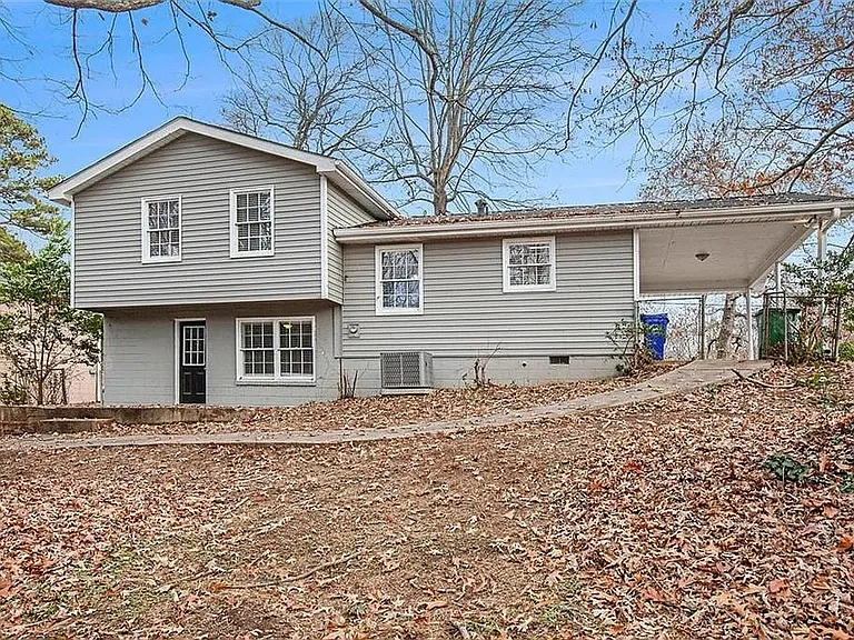 2625 Crestdale Cir SE — Photo 11