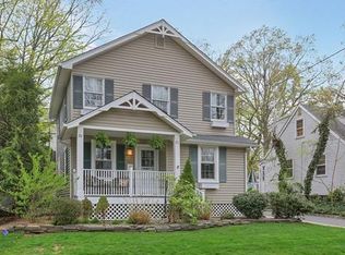 25 Barnstable St, Metuchen, NJ