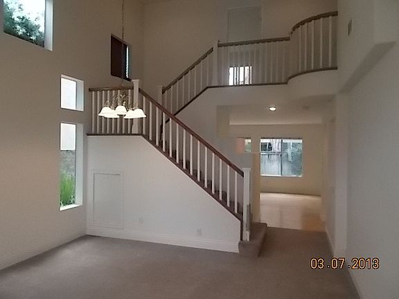 5th image of 26 Poplar Dr