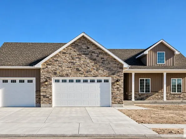 2821 Granite Falls Dr, Ammon, ID 83406