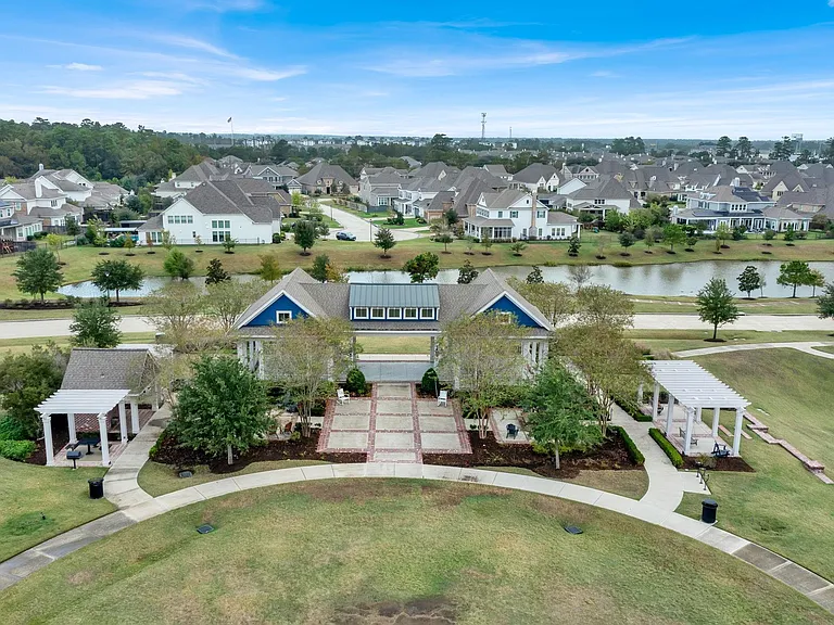 2503 Hagerman Ct — Photo 40