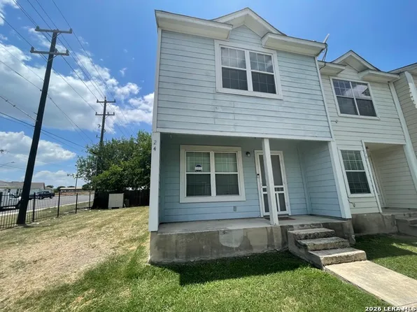 24 Bratton Dr, San Antonio, TX 78245