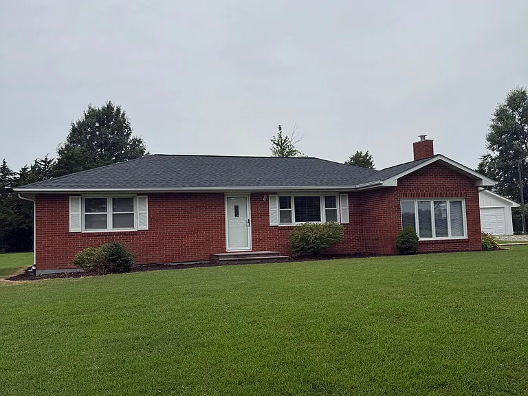 19555 N Highway 63 — Photo 1