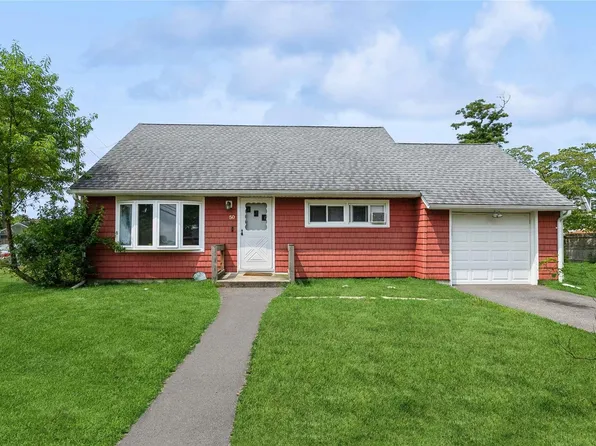 50 Brook Avenue, Bay Shore, NY 11706
