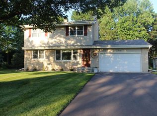 4046 Mackubin St, Shoreview, MN 55126