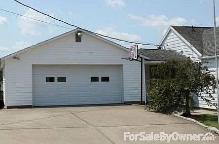 Kitchen
						:
						New countertops, backsplash, and cabinet hardware.