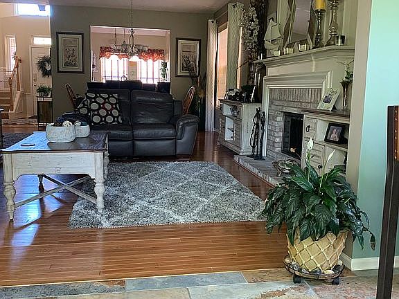 5th image of 11432 Woodlark Cir #5