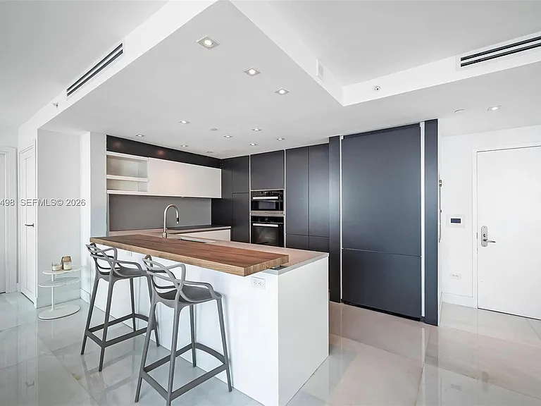 1331 Brickell Bay Dr #33 — Photo 7
