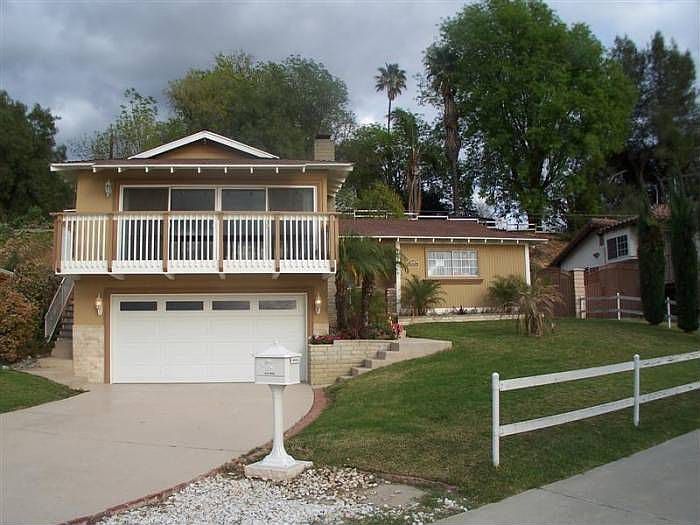 1226 Concord Ln