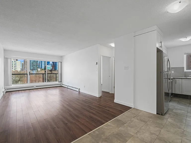 703 14th Ave SW — Photo 5