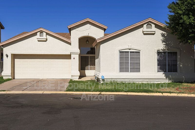 1st image of 1822 S 39th St Unit 26