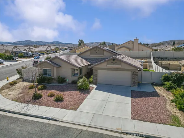 2234 Spanish Broom Dr, Palmdale, CA 93550