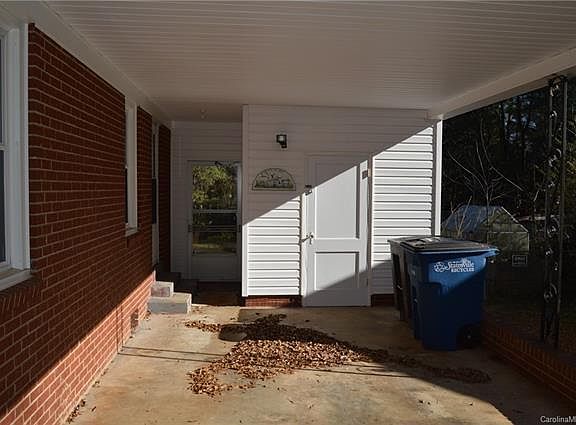 4th image of 634 Holland Dr