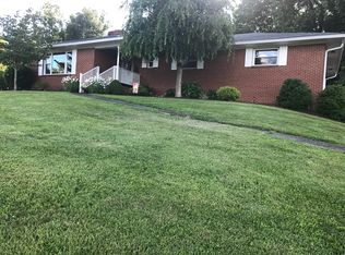 204 Caroline Rd, Raceland, KY 41169