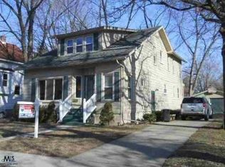 390 W Hazelhurst St, Ferndale, MI 48220