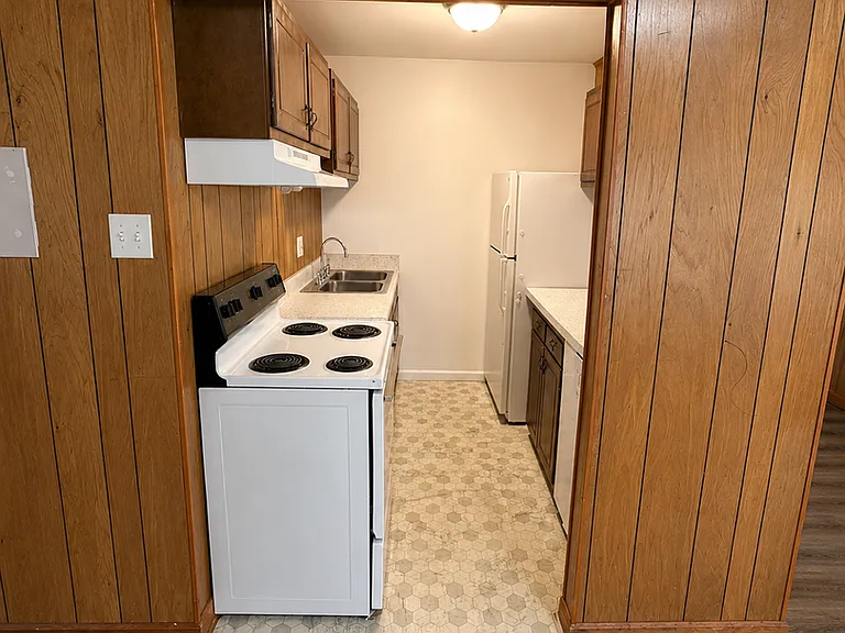 205 Audubon Dr — Photo 4